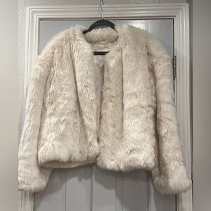 Abercrombie and Fitch faux fur coat size Large